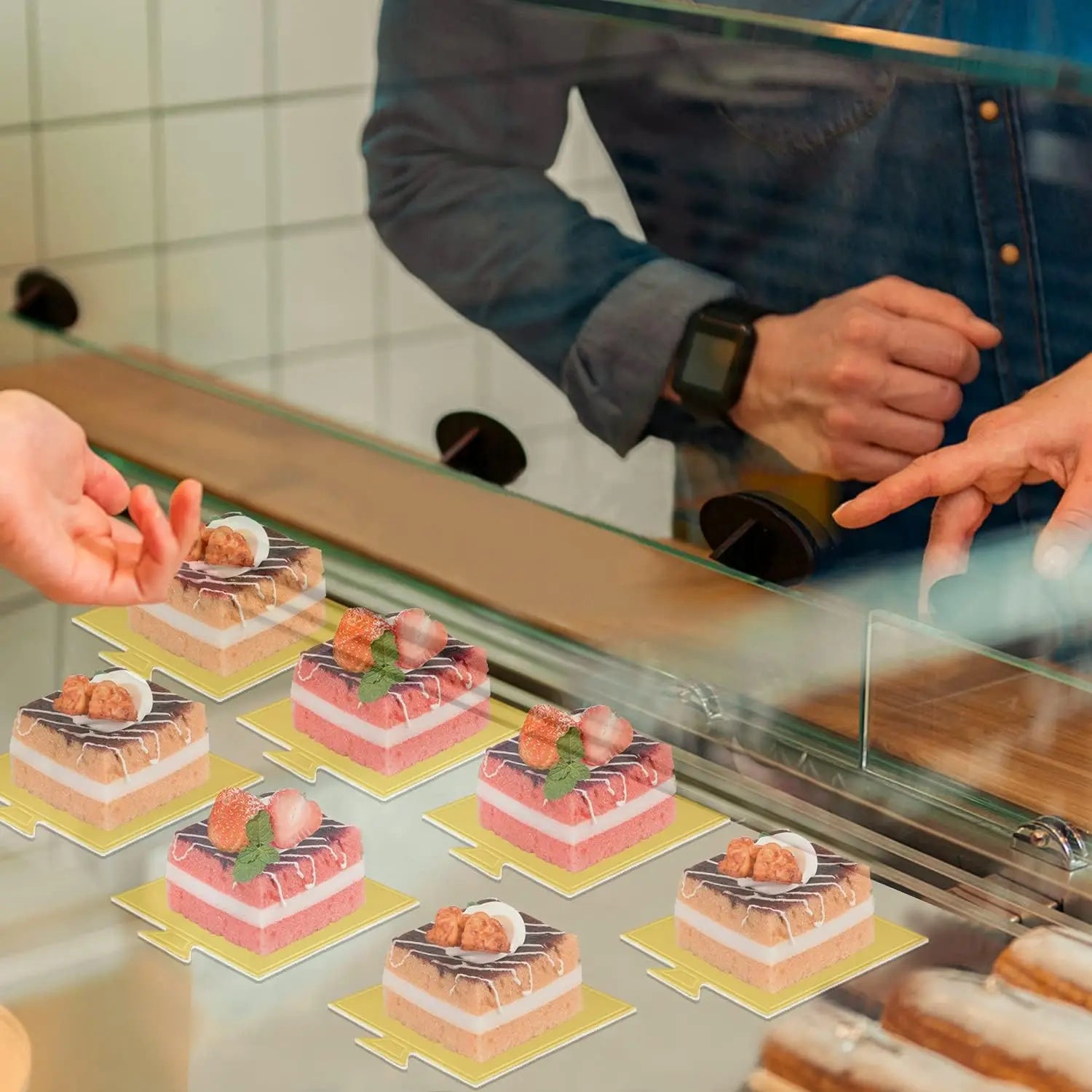 100 Stück Goldene Kuchenbasis Einweg Mousse Dessertplatte Lebensmittelpapier Matten